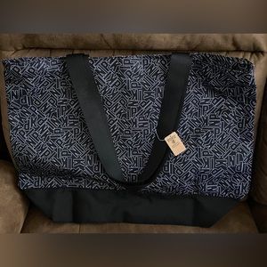 Victorias Secret Black/ White Logo Printed Tote